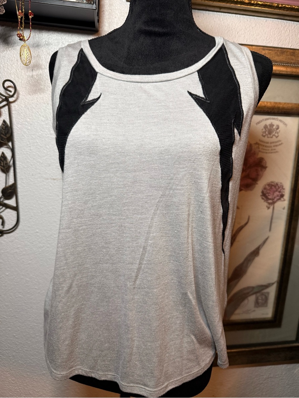 Ya Los Angeles Womens Small Gray Lightning Bolt Mesh Panel Sleeveless Tank Top S